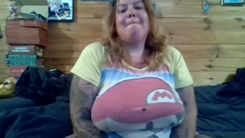 Snapshot of nutmegmatee chatting on 08.09.26 nutmegmatee online show from 08.09.26