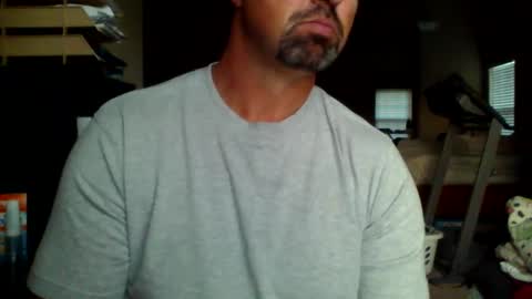 nvrenuff1979 online show from 09.25.25