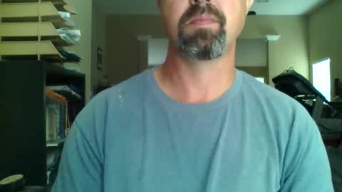 nvrenuff1979 online show from 04.05.26