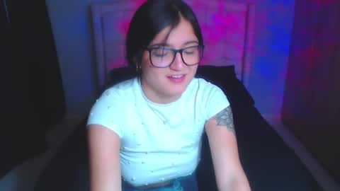 Snapshot of nyahmackenzie chatting on 12.26.24 NyahMackenzie online show from 12.26.24