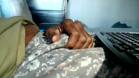 KN online show from 10.15.25