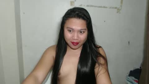 Snapshot of nylecummer chatting on 10.24.25 nylecummer online show from 10.24.25