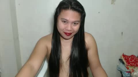 Snapshot of nylecummer chatting on 11.03.25 nylecummer online show from 11.03.25