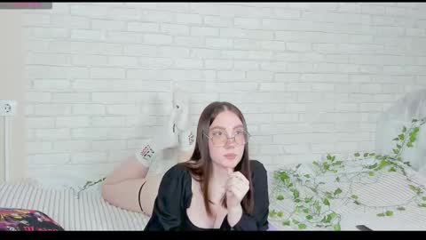 Kat online show from 11.05.25