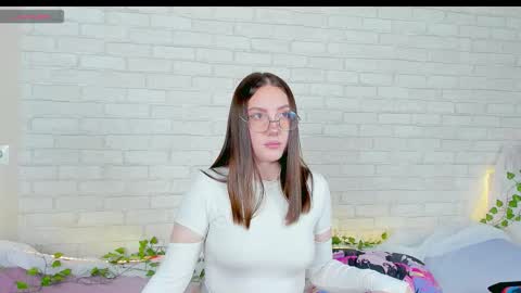 Kat online show from 11.22.25