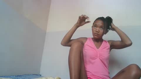 Snapshot of nympholinha chatting on 01.28.25 nympholinha online show from 01.28.25