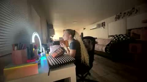 nymphomaticbaby online show from 10.29.25