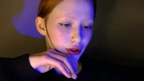 nyra_thira online show from 02.01.26