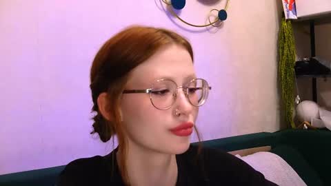 Snapshot of nyra_thira chatting on 06.16.26 nyra_thira online show from 06.16.26