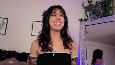 Snapshot of nyx_nayla chatting on 09.29.25 online show from 09.29.25