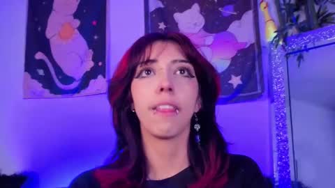 Snapshot of nyx_nayla chatting on 11.07.25 online show from 11.07.25