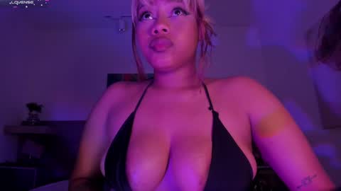 Nyx Shadow online show from 01.25.25