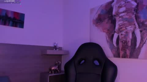 Nyx Shadow online show from 02.17.25