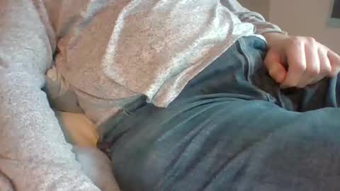 Snapshot of obedient9402 chatting on 12.17.24 obedient9402 online show from 12.17.24