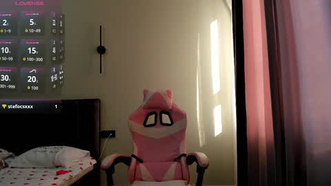 Leila online show from 10.14.25