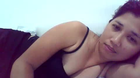 Snapshot of obsidian_r0se19 chatting on 10.16.25 obsidian_r0se19 online show from 10.16.25