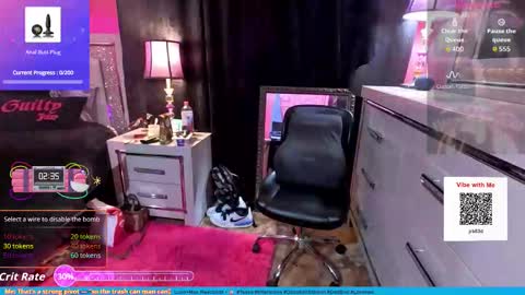 Snapshot of obsidian_stallion chatting on 10.10.25 Obsidian stallion online show from 10.10.25