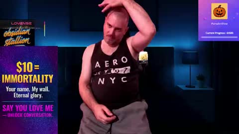 Snapshot of obsidian_stallion chatting on 10.19.25 Obsidian stallion online show from 10.19.25