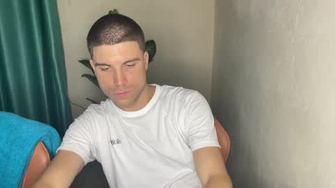Snapshot of obsidianman95 chatting on 09.20.25 I Chill online show from 09.20.25