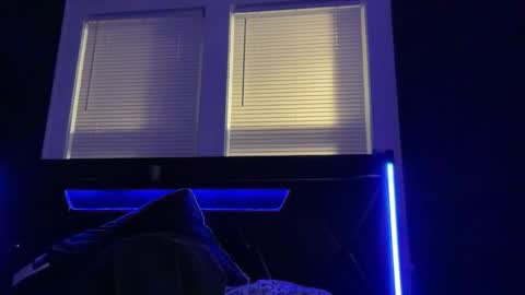 Snapshot of oceandiver3000 chatting on 10.09.25 Oceandiver3000 online show from 10.09.25