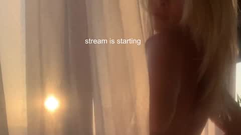 hi im Janasmall boobs big heart  warm pussy  online show from 12.16.24