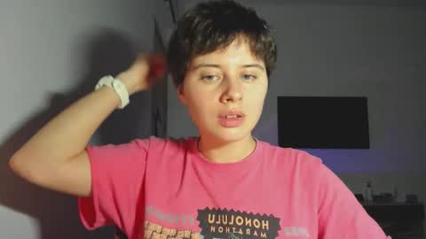 Evie online show from 12.22.25