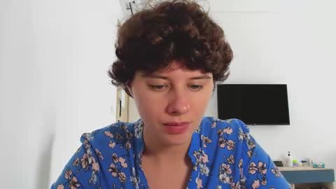 Evie online show from 02.07.26