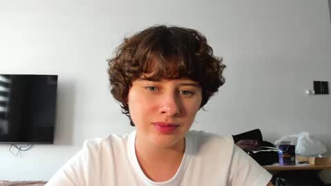 Evie online show from 03.23.26