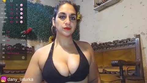 Daniela Dany online show from 01.05.25