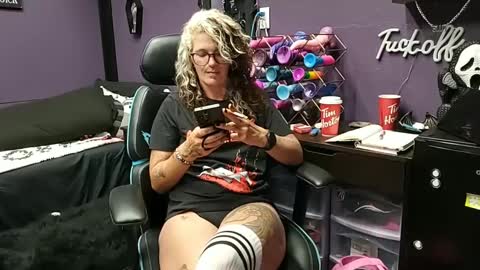 Snapshot of oddywithabody chatting on 09.14.25 Oddy With A Body online show from 09.14.25