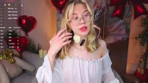 Lynna online show from 02.14.26