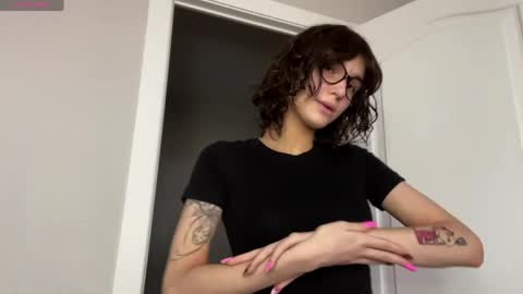 Thea online show from 04.19.26