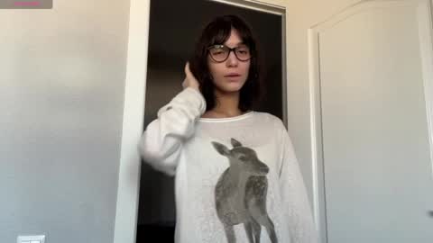 Snapshot of odettehatt chatting on 06.07.26 Thea online show from 06.07.26