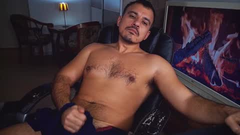 Snapshot of officeman7 chatting on 12.16.24 officeman7 online show from 12.16.24