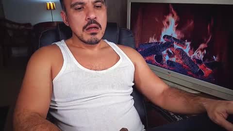 Snapshot of officeman7 chatting on 12.25.24 officeman7 online show from 12.25.24