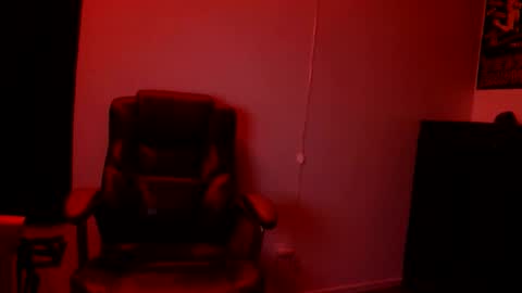 Snapshot of officialmoneyxxx chatting on 02.27.26 Money online show from 02.27.26