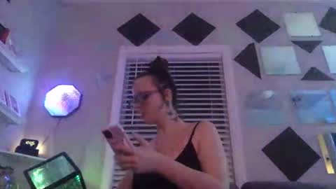 officialstormix online show from 04.12.26