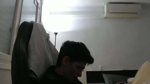 Snapshot of ofsolovicio chatting on 10.10.25 ofsolovicio online show from 10.10.25