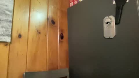 Snapshot of ofthatguy chatting on 10.20.25 ofthatguy online show from 10.20.25