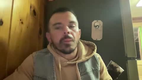 Snapshot of ofthatguy chatting on 10.22.25 ofthatguy online show from 10.22.25