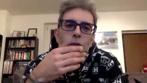 Snapshot of oggs48 chatting on 12.25.24 oggs48 online show from 12.25.24