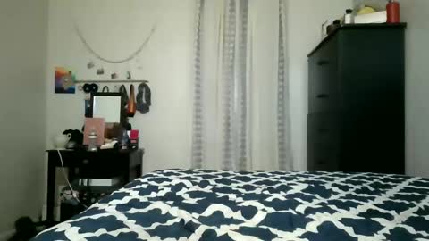 Lit en Cama online show from 01.22.25