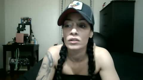 Lit en Cama online show from 11.27.25