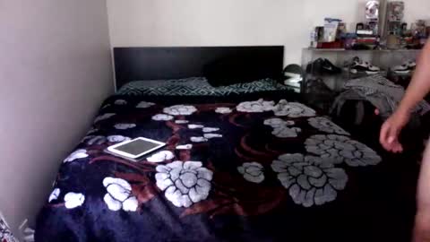 ognemomonies online show from 04.16.26