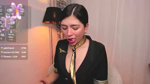 Snapshot of oh__holly chatting on 10.24.25  Holly  online show from 10.24.25