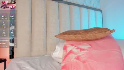 Holly online show from 12.30.24