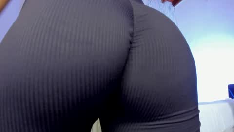 Holly online show from 01.20.25