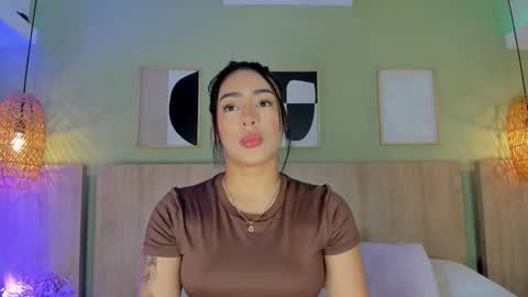 Holly online show from 12.22.25