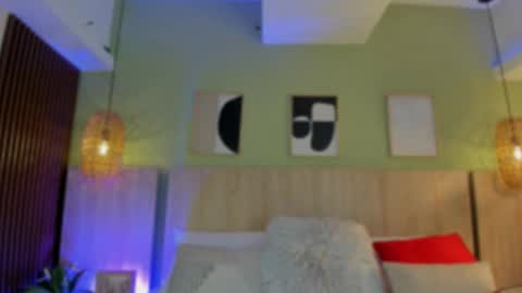 Holly online show from 02.18.26