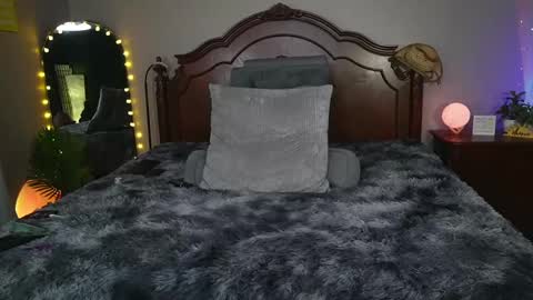 Gray online show from 09.19.25